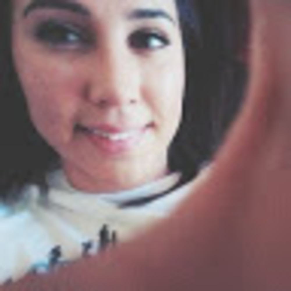Meet your Posher, Esmeralda